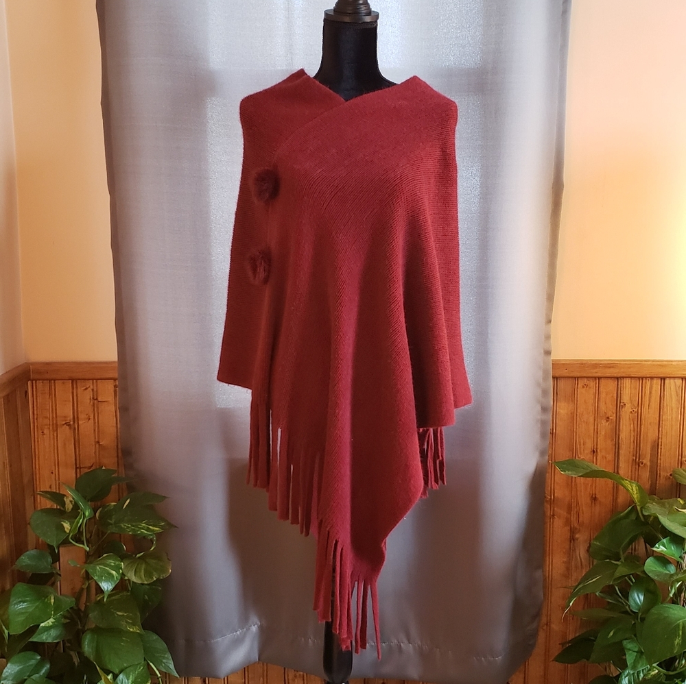 NWOT. Women's shawl